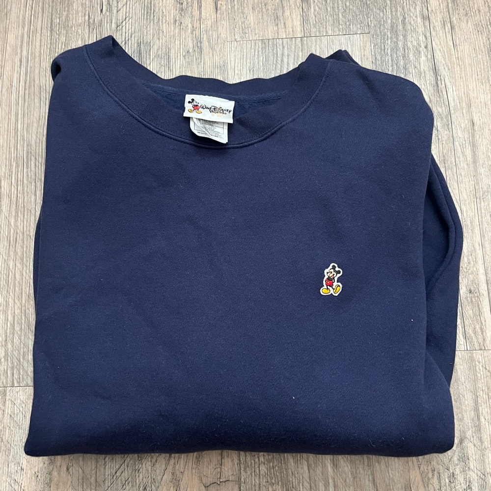 Vintage Mickey Mouse Sweatshirt
Crewneck Disney Unisex Large Navy Blue